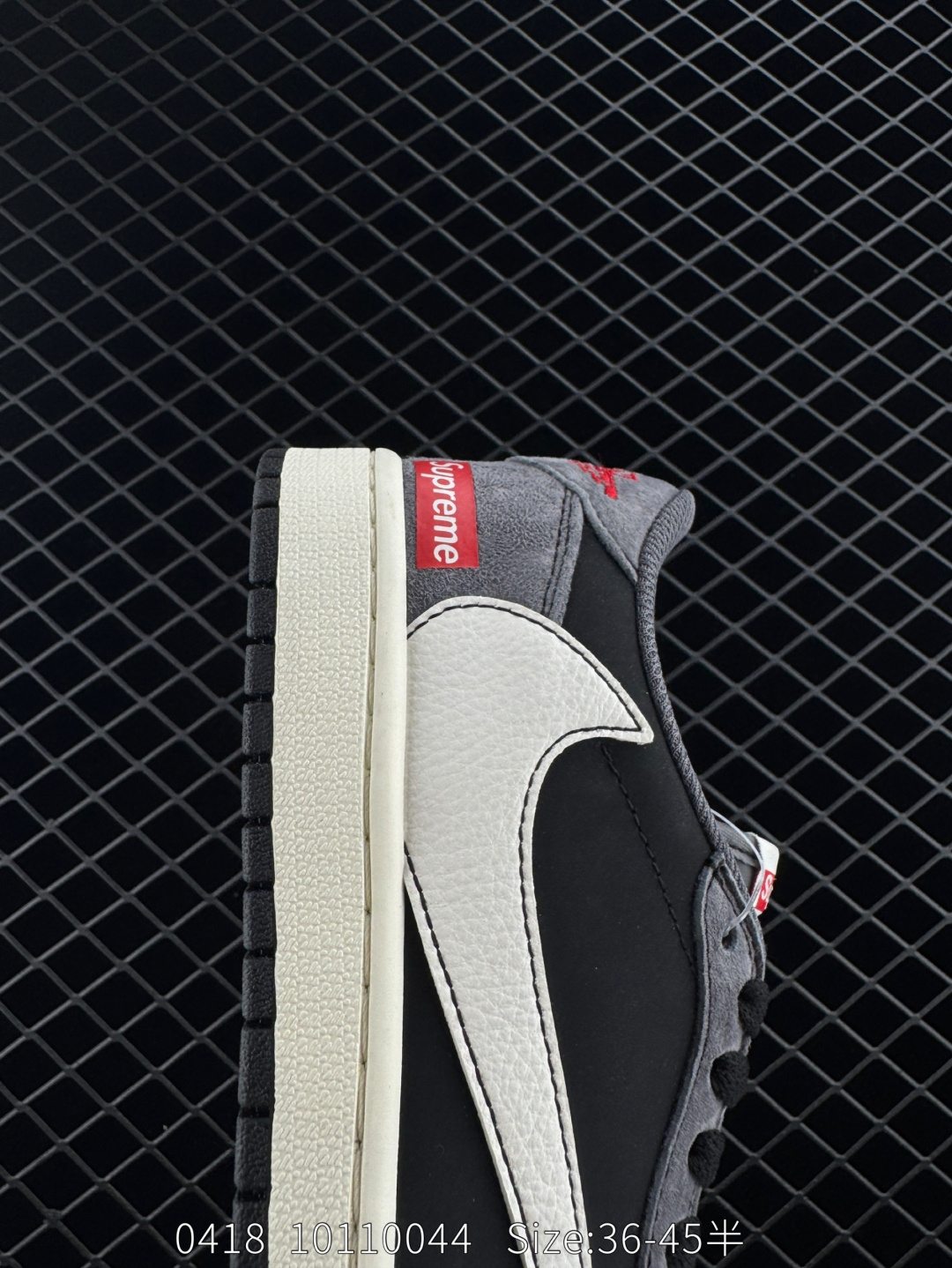 Travis Scott x Air Jordan 1 ” Reverse Mocha “